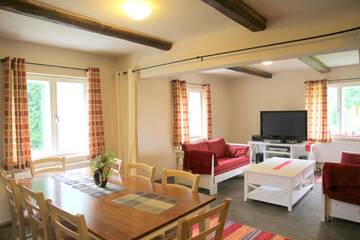 Фото номера Дом с 3 спальнями Дома для отпуска Karu Holiday Home г. Laiusevälja 12